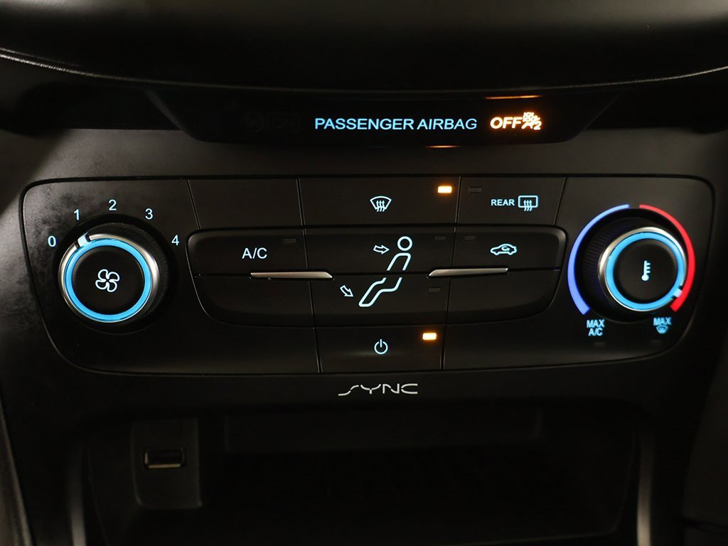 Used 2017 Ford Focus SE image 38