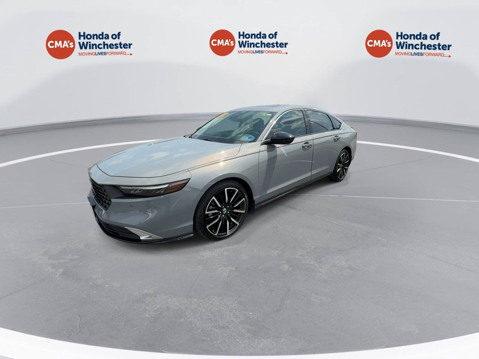 Used 2024 Honda Accord Touring image 4
