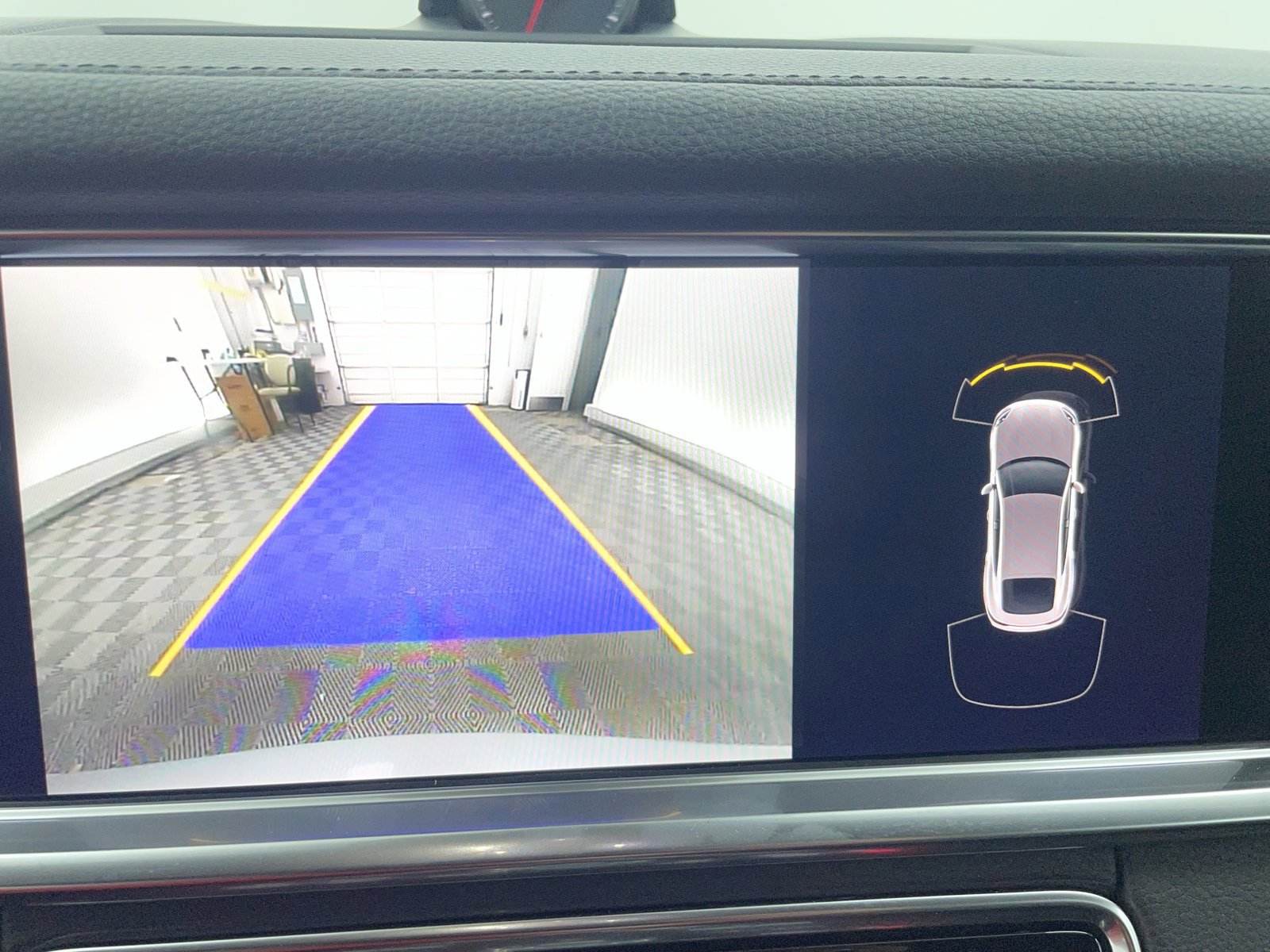 Certified 2021 Porsche Panamera image 12