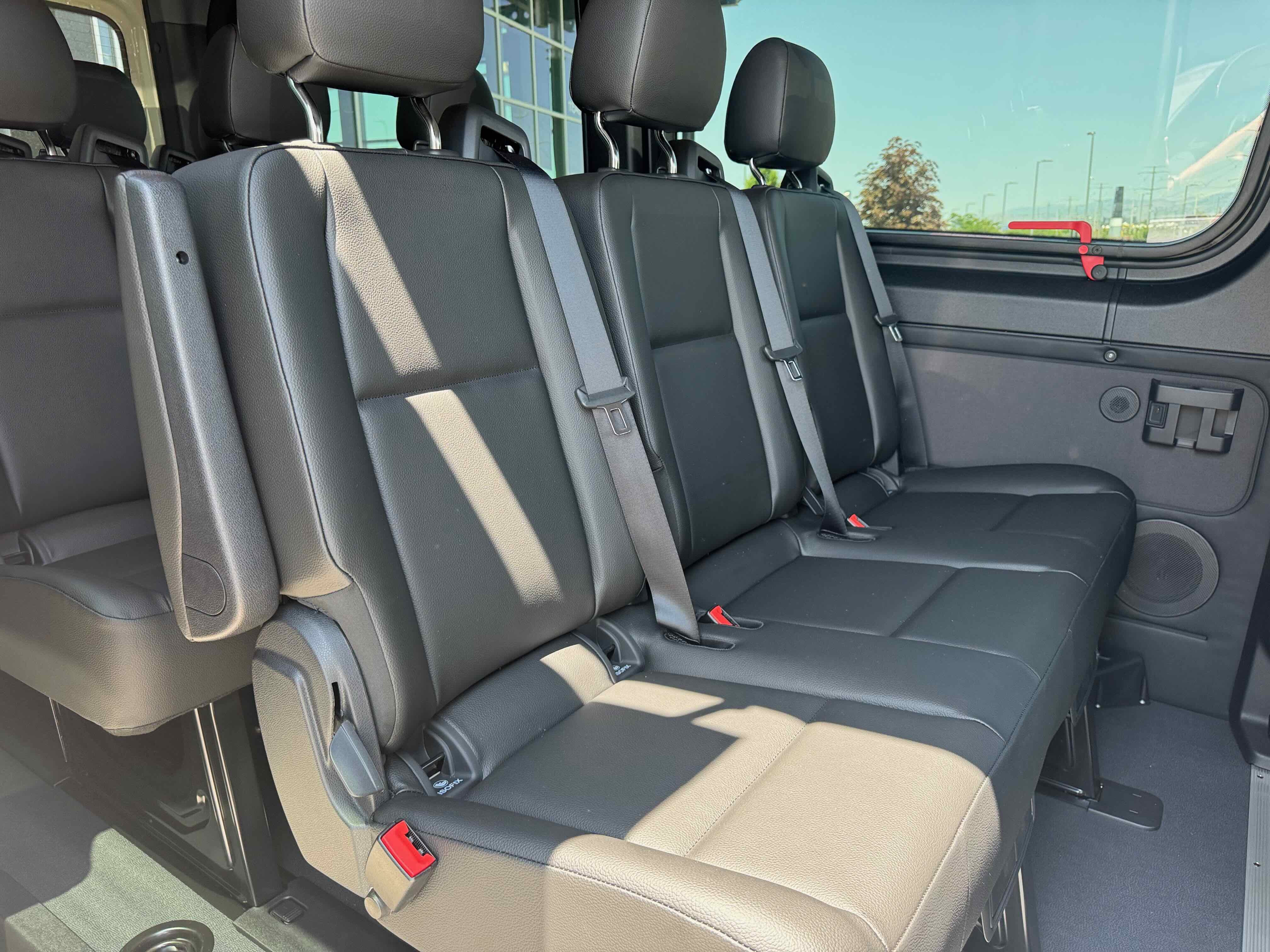 New 2025 Mercedes-Benz Sprinter 2500 image 28