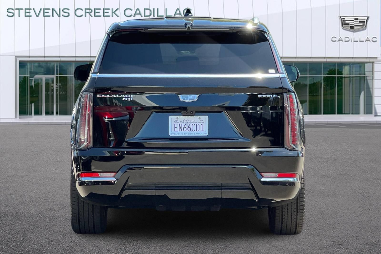 Used 2026 Cadillac Escalade IQL Luxury AWD/4WD image 4