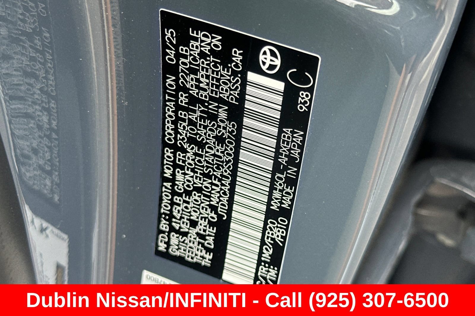 Used 2025 Toyota Prius LE FWD image 53