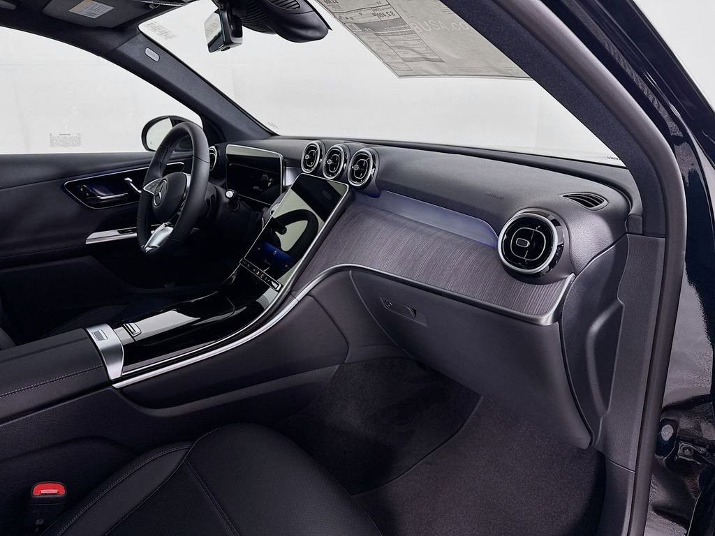 Used 2026 Mercedes-Benz GLC 300 4MATIC image 30