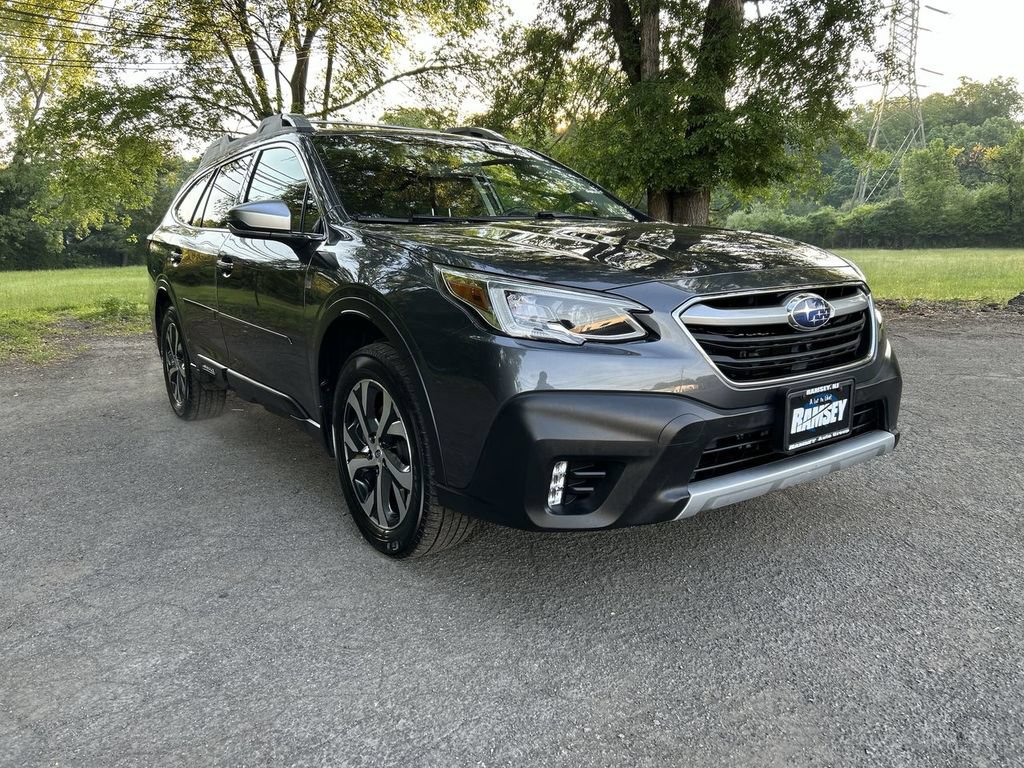 Used 2021 Subaru Outback Touring XT AWD/4WD image 2