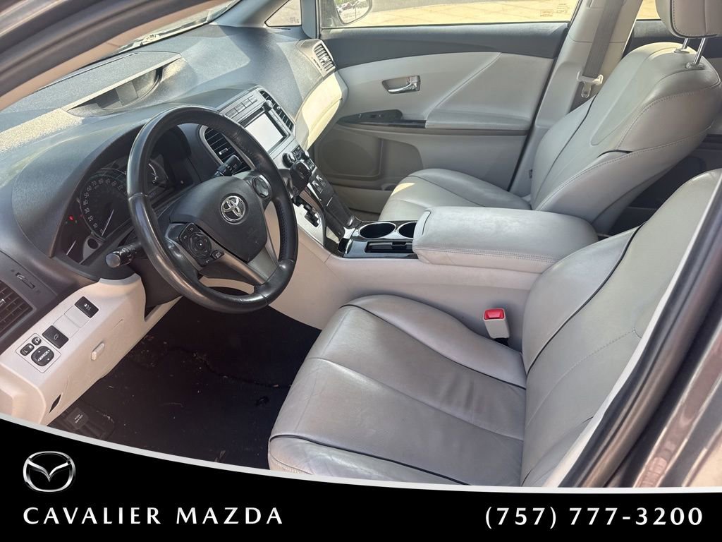 Used 2014 Toyota Venza XLE FWD image 17