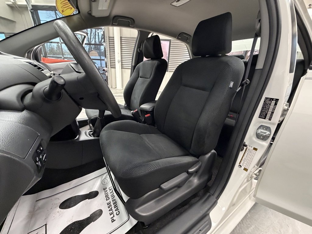 Used 2009 Toyota Yaris Sedan image 8