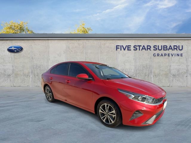 Used 2023 Kia Forte LXS FWD image 2