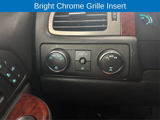 Used 2010 Chevrolet Avalanche LTZ image 22