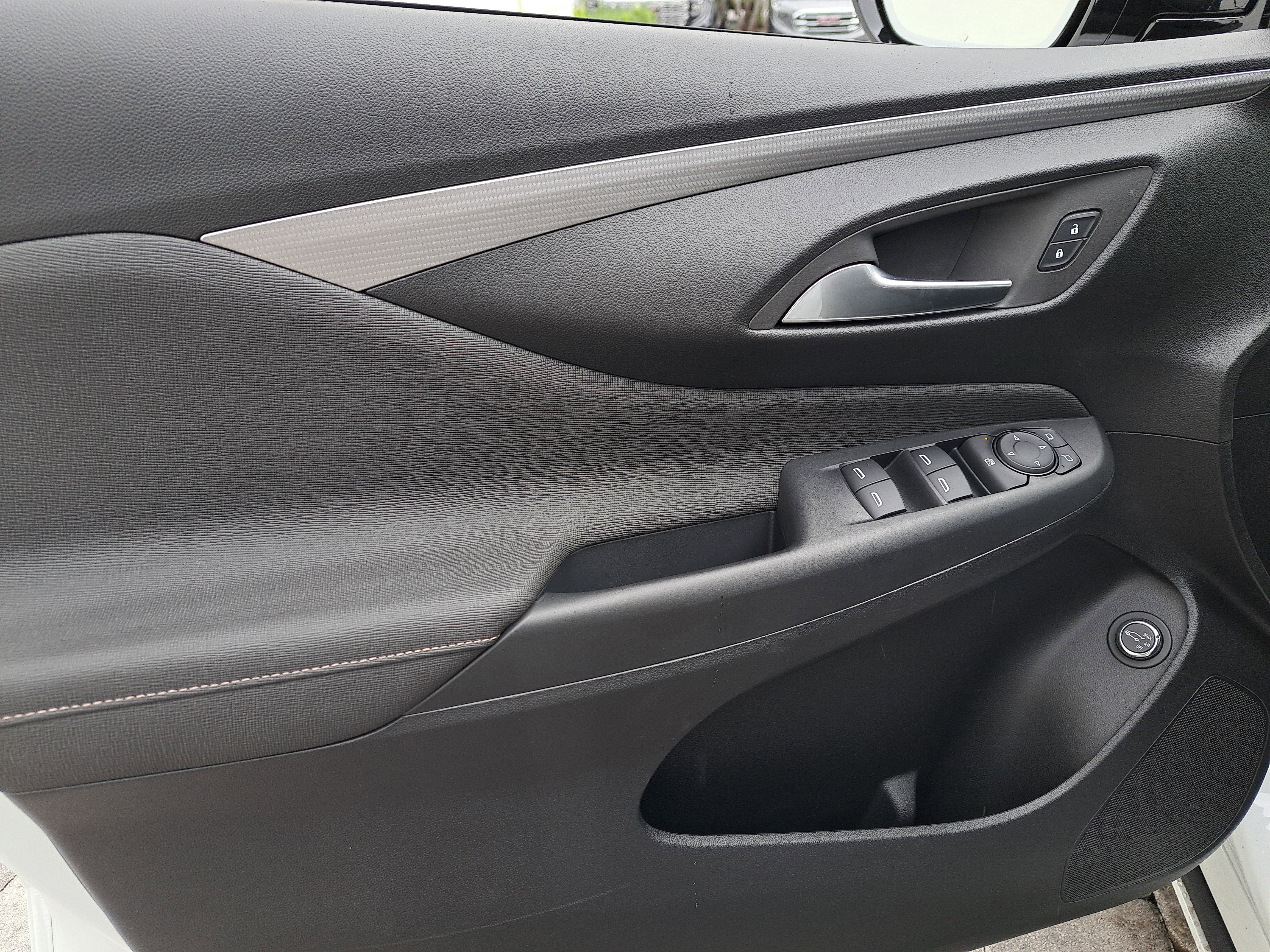 New 2026 Buick Envista Avenir image 17