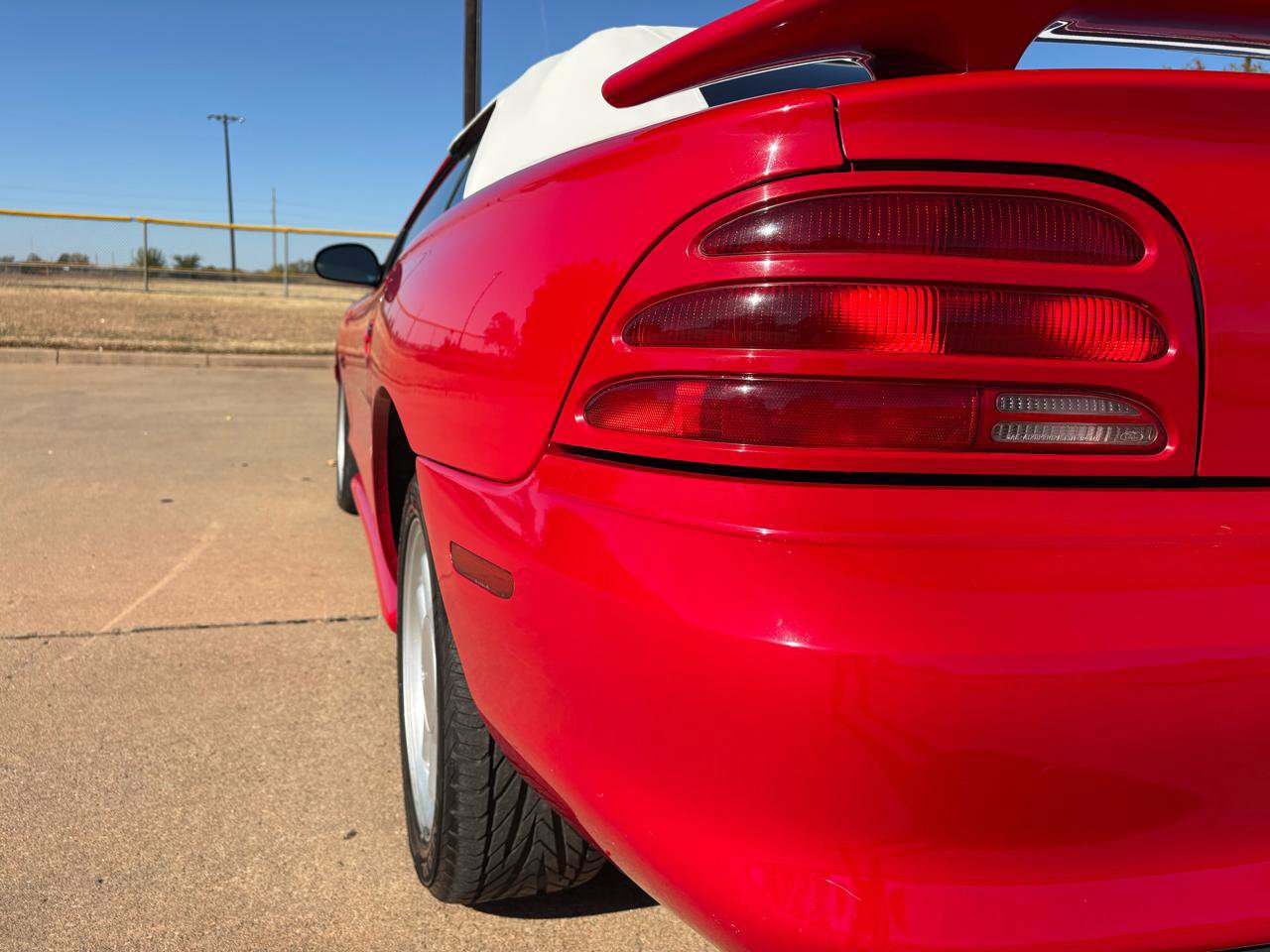 Used 1994 Ford Mustang GT RWD image 34