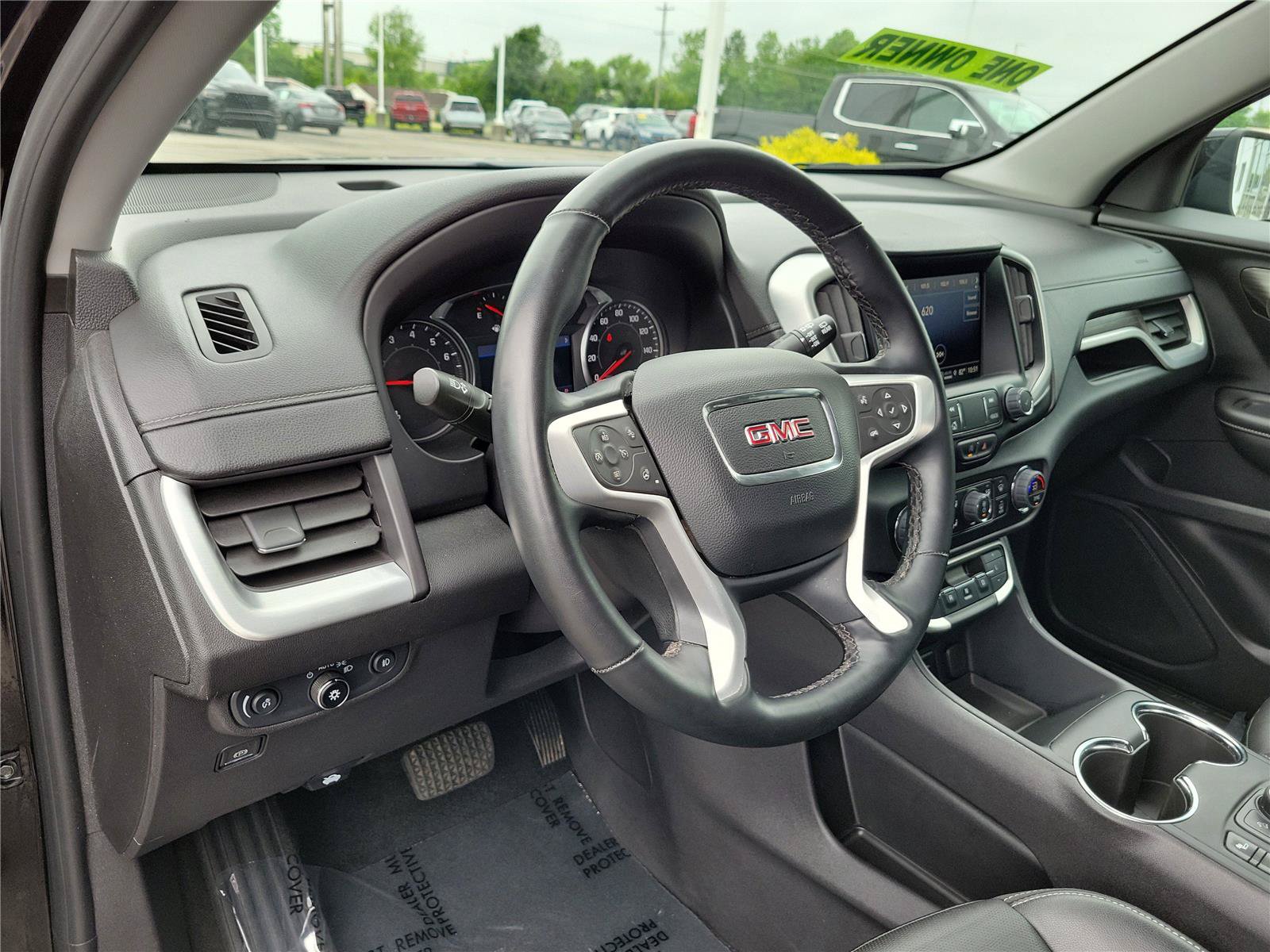 Used 2024 GMC Terrain SLT AWD/4WD image 21