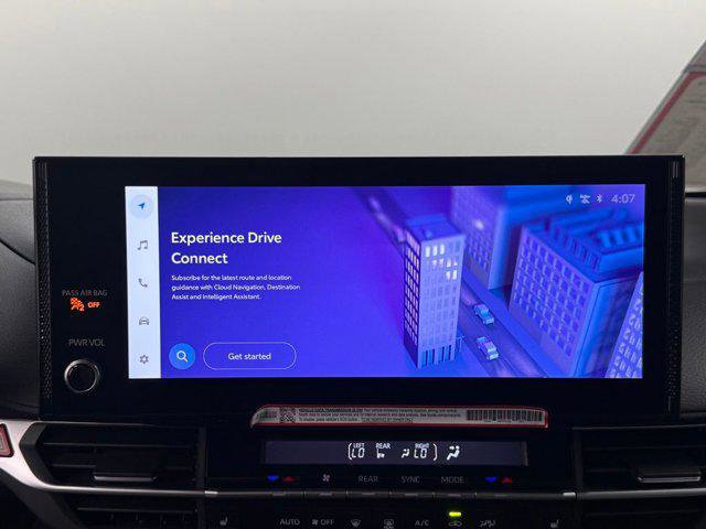 Certified 2025 Toyota Sienna XLE image 31