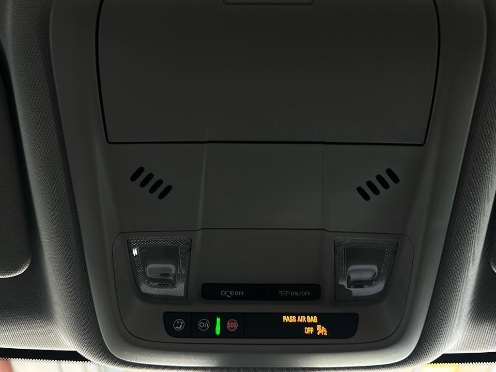 New 2025 Chevrolet Blazer LT w/ Midnight/Sport Edition image 32