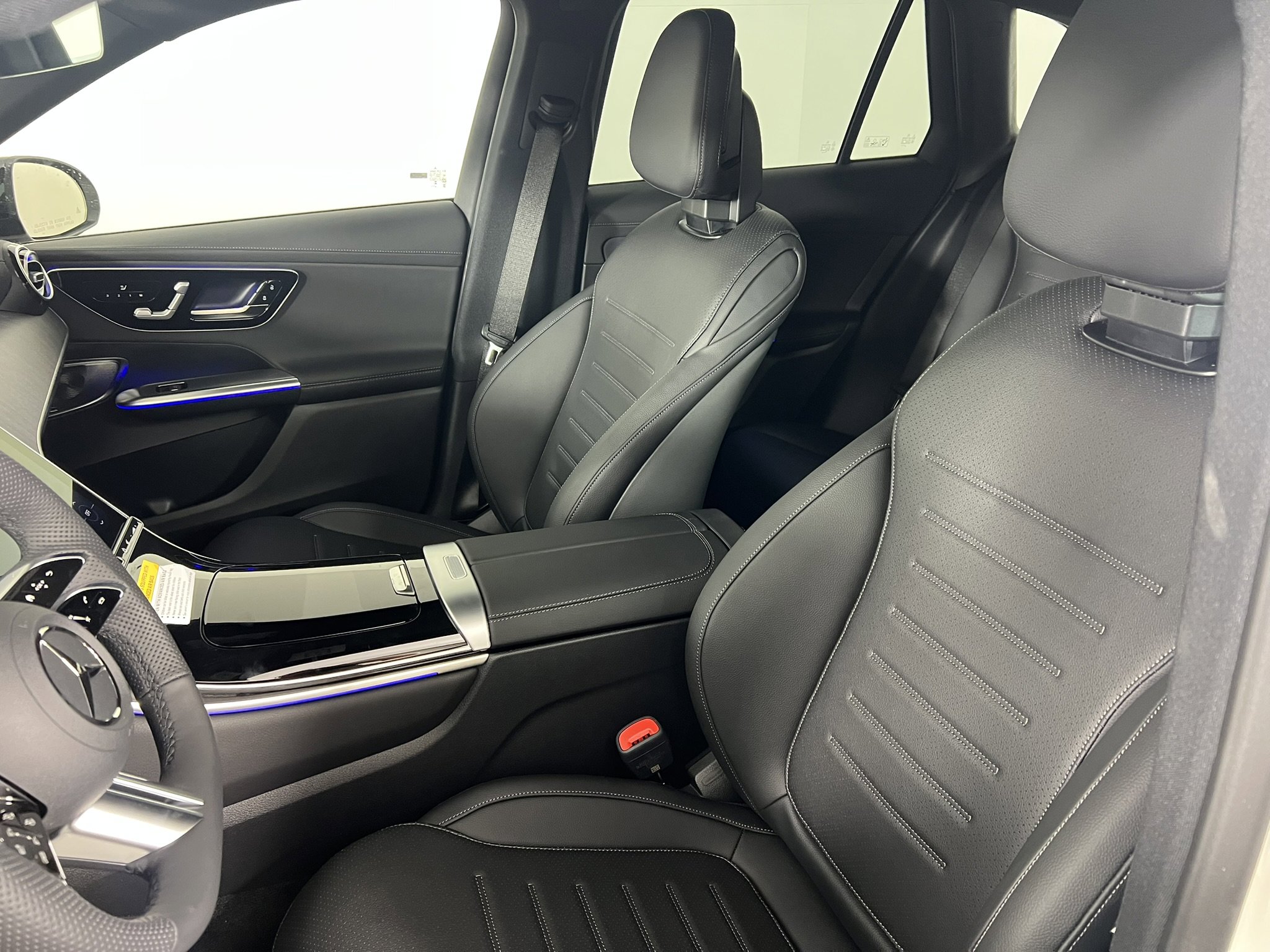 New 2026 Mercedes-Benz GLC 300 4MATIC image 17