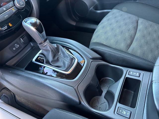 Certified 2022 Nissan Rogue Sport SV image 21