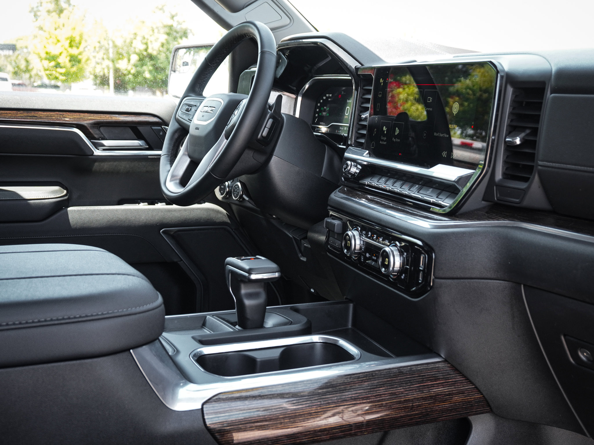 Used 2024 GMC Sierra 1500 Elevation w/ X31 Off-Road Package AWD/4WD image 32