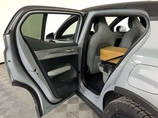 New 2026 Volvo EX30 Cross Country Ultra w/ Protection Package Premier AWD/4WD image 30