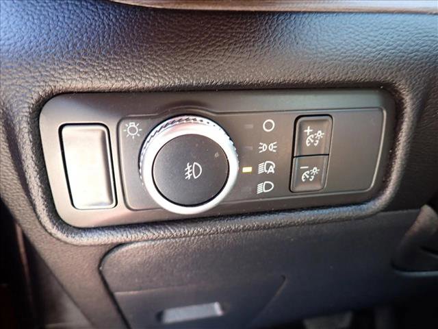 Used 2021 Ford Explorer Limited w/ Equipment Group 301A AWD/4WD image 17