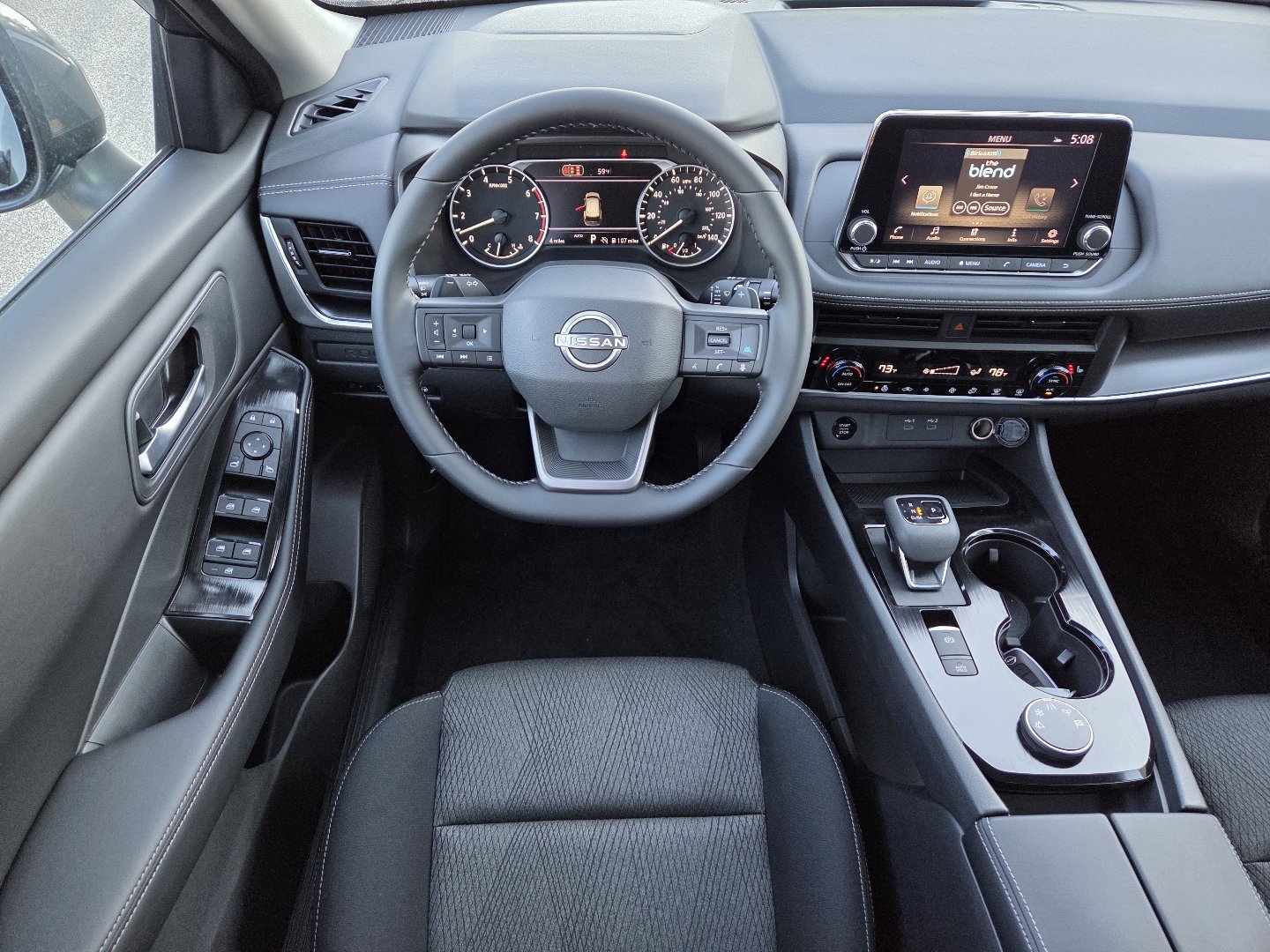 New 2027 Nissan Rogue SV AWD/4WD image 5