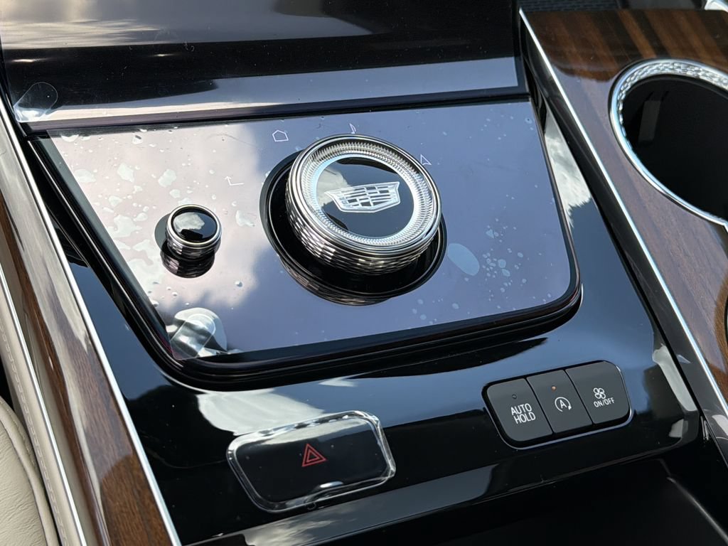 New 2026 Cadillac Escalade ESV Platinum Luxury RWD image 31