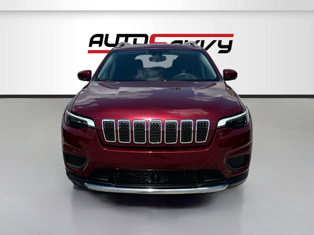 Used 2021 Jeep Cherokee Latitude FWD image 2