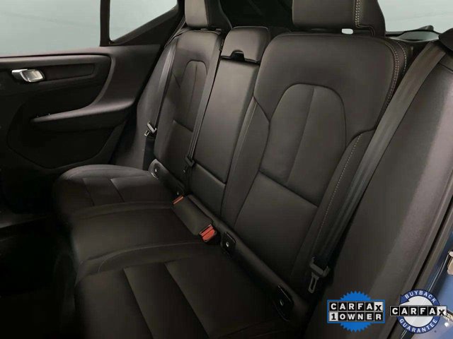 Used 2025 Volvo XC40 B5 Plus image 73