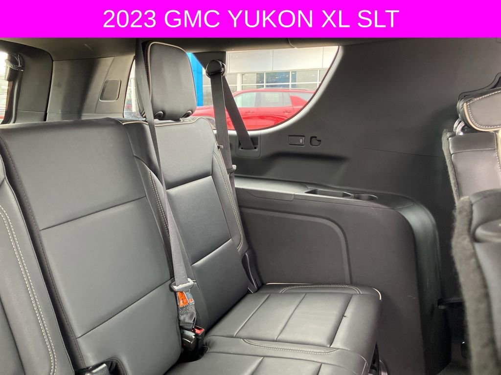 Used 2023 GMC Yukon XL SLT image 15
