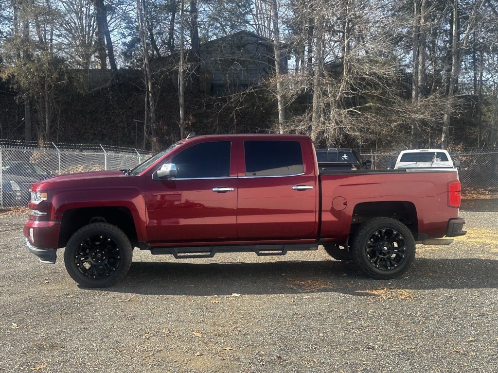 Used 2017 Chevrolet Silverado 1500 LTZ Z71 w/ LTZ Plus Package image 5