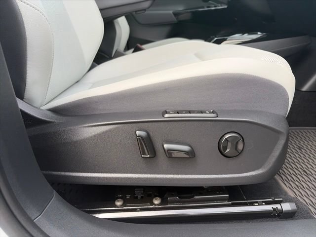 Certified 2021 Volkswagen ID.4 Pro S RWD image 19