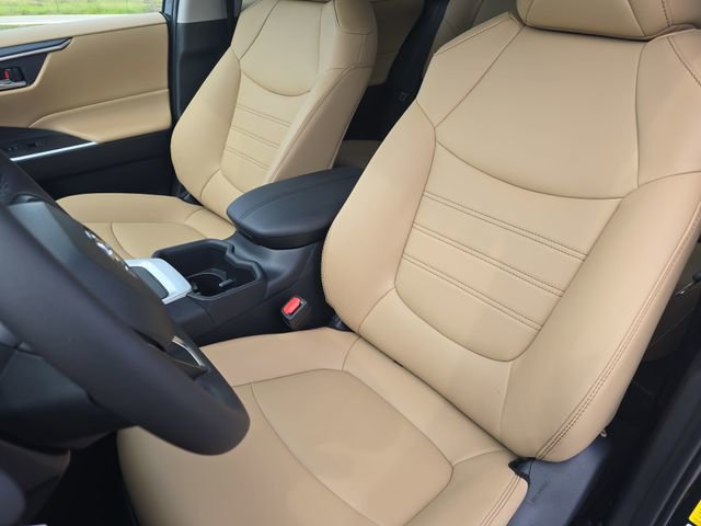 New 2025 Toyota RAV4 XLE Premium image 15