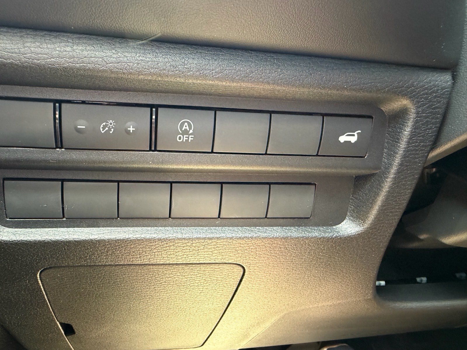 New 2026 Mitsubishi Outlander AWD image 24