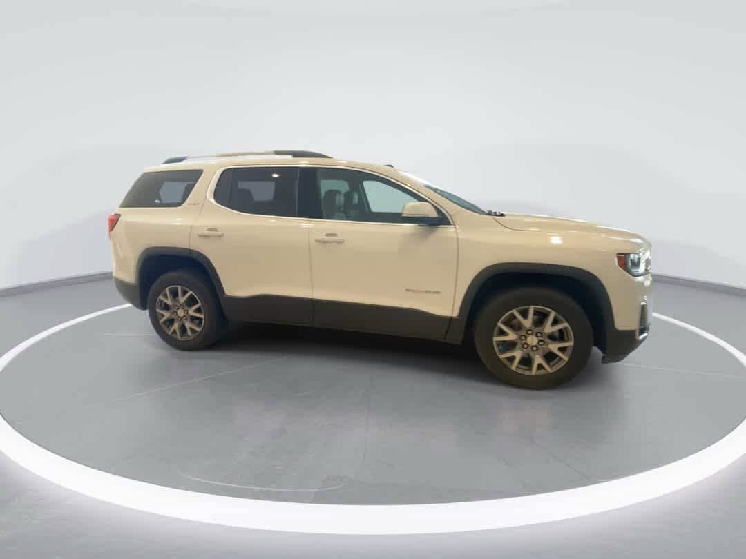 Used 2020 GMC Acadia SLT AWD/4WD image 2