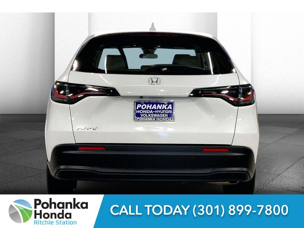 Used 2025 Honda HR-V LX image 3