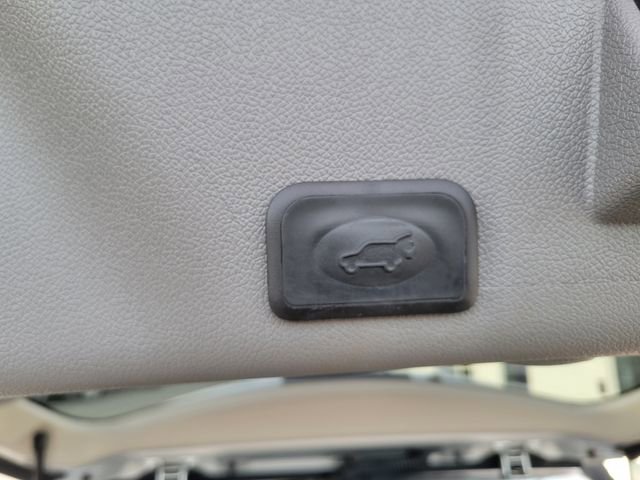 Used 2016 GMC Acadia SLT w/ Open Road Package image 6