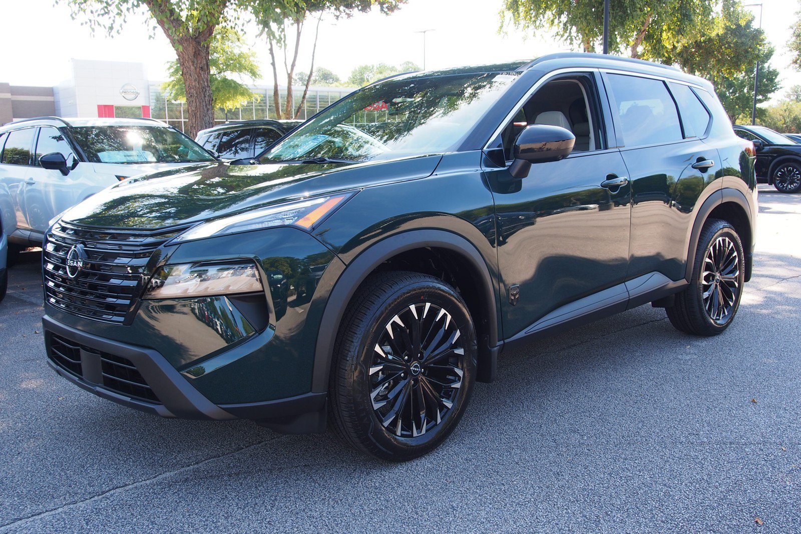 New 2026 Nissan Rogue Dark Armor FWD image 3