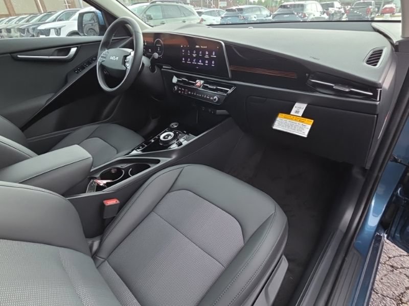 New 2026 Kia Niro Wind FWD image 14