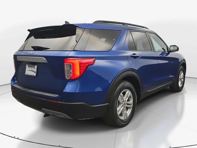 Used 2022 Ford Explorer XLT w/ Equipment Group 202A image 10