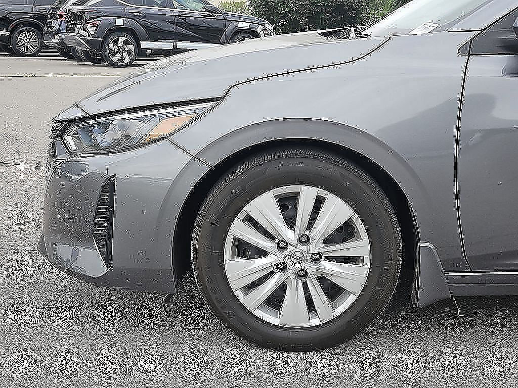 Used 2024 Nissan Sentra S FWD image 6