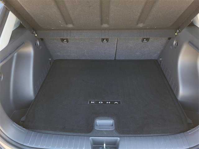 Certified 2025 Hyundai Kona SEL image 9