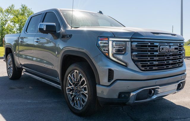 Used 2023 GMC Sierra 1500 Denali Ultimate AWD/4WD image 4