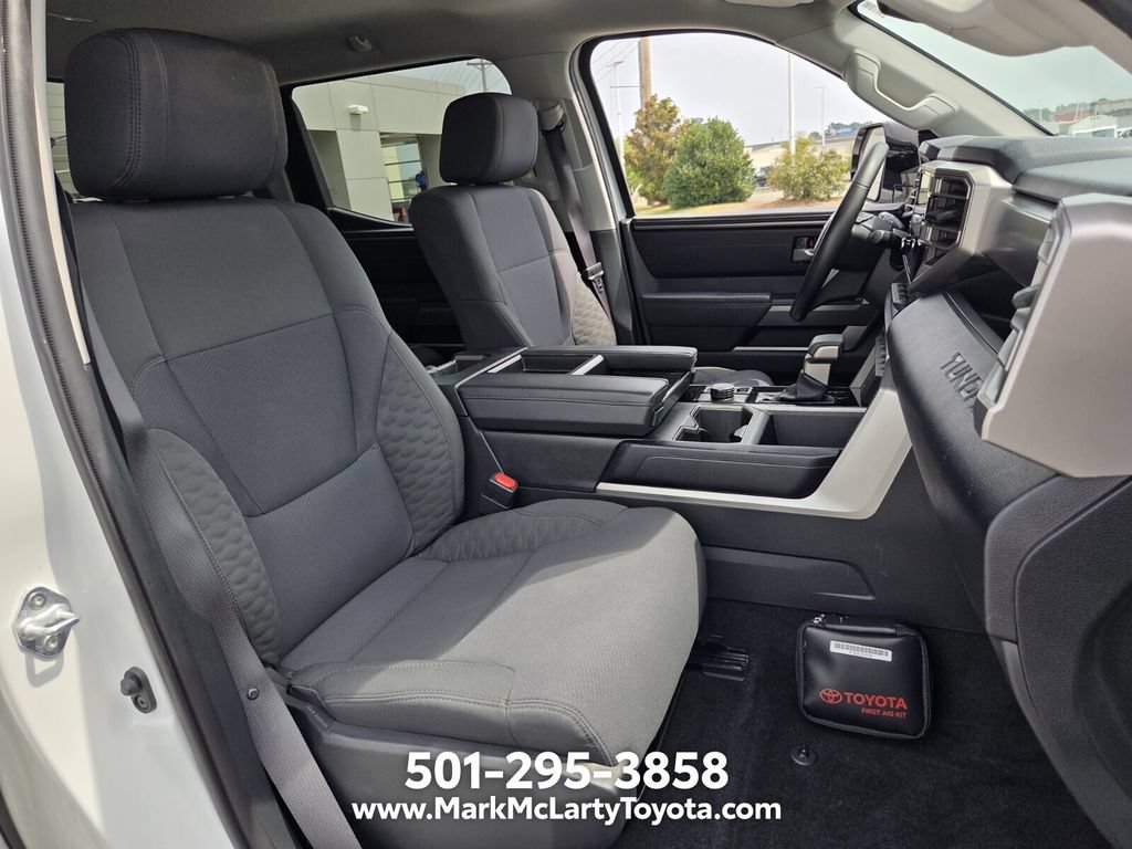 Used 2023 Toyota Tundra SR5 w/ SR5 Convenience Package AWD/4WD image 15