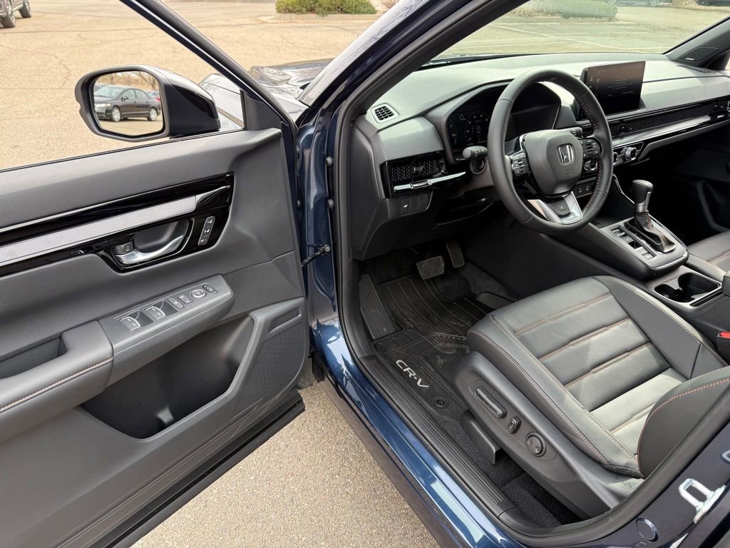 Certified 2026 Honda CR-V Sport Touring image 14