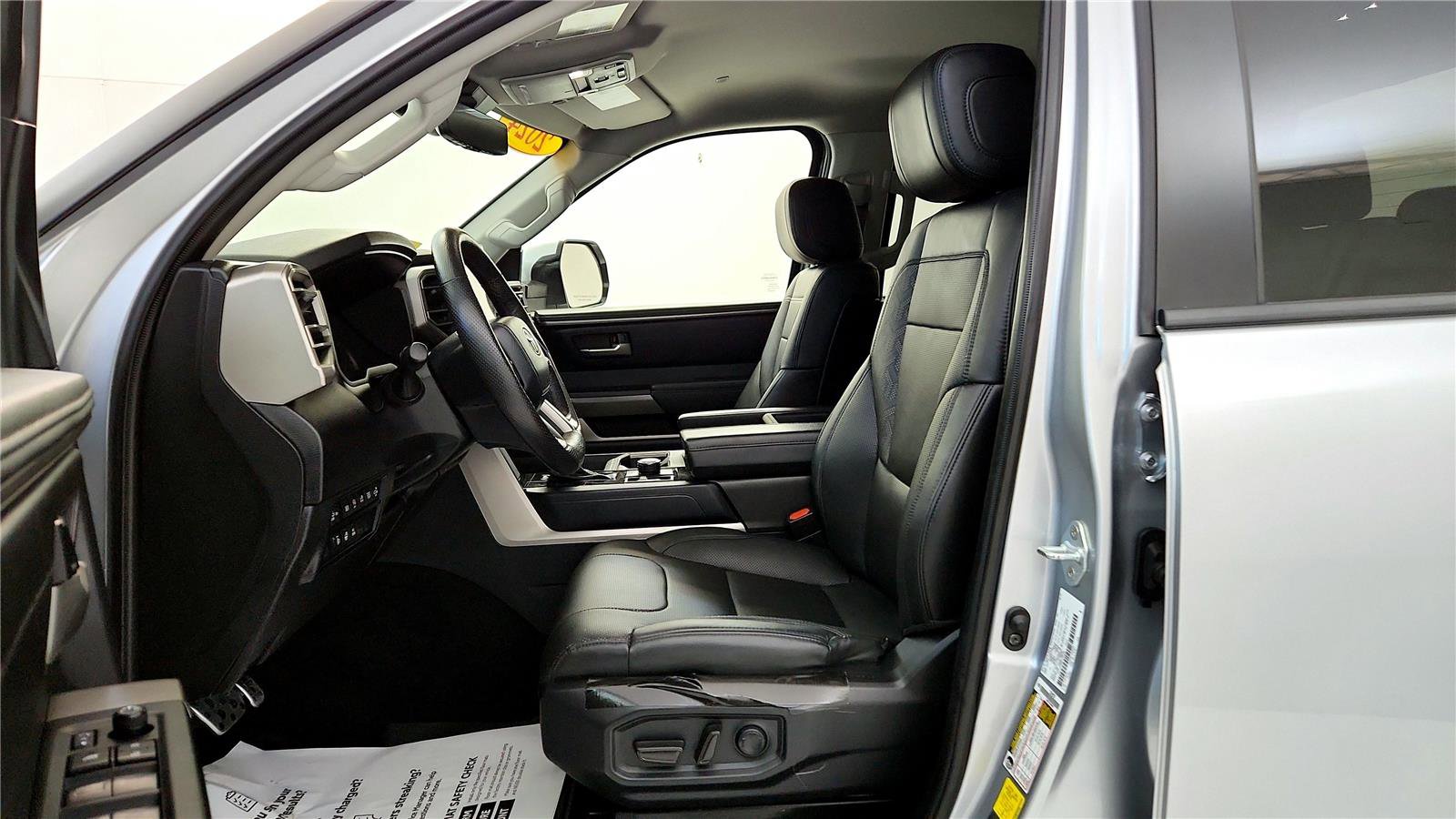 Used 2024 Toyota Tundra SR5 image 33