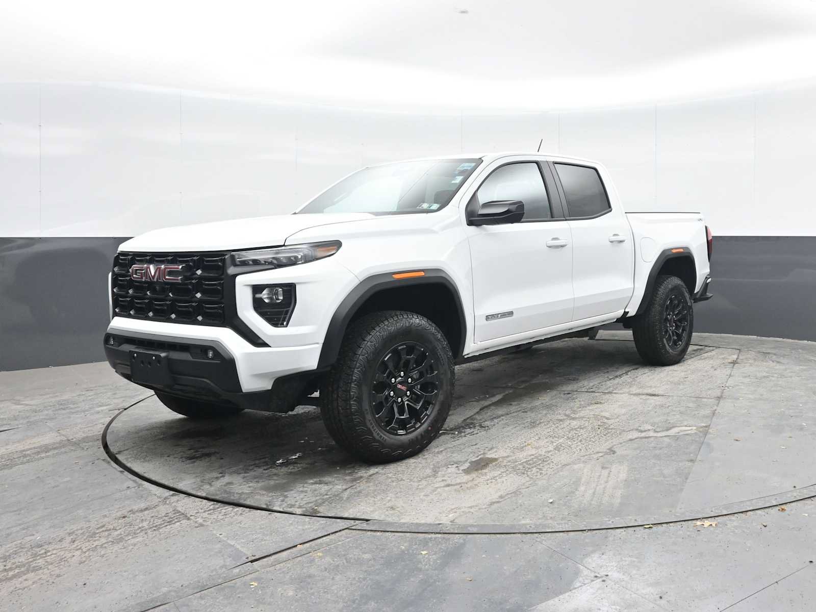 New 2026 GMC Canyon Elevation w/ Convenience Package AWD/4WD image 4