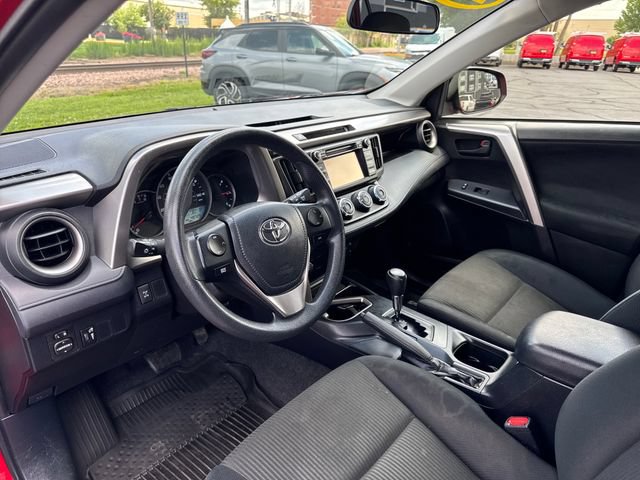 Used 2016 Toyota RAV4 LE AWD/4WD image 11