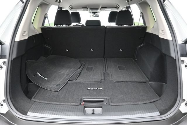 Used 2023 Nissan Rogue SV AWD/4WD image 28