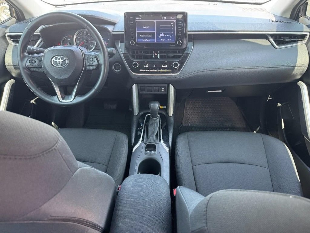 Used 2022 Toyota Corolla Cross LE w/ Moonroof Package AWD/4WD image 14