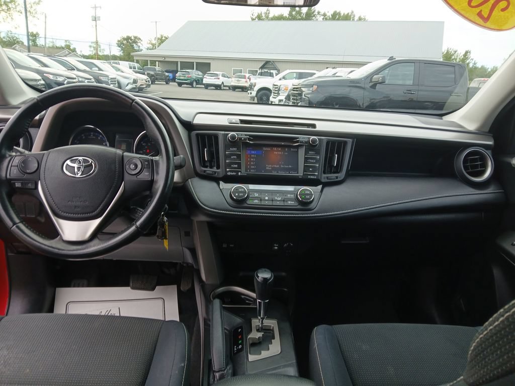 Used 2016 Toyota RAV4 XLE FWD image 13