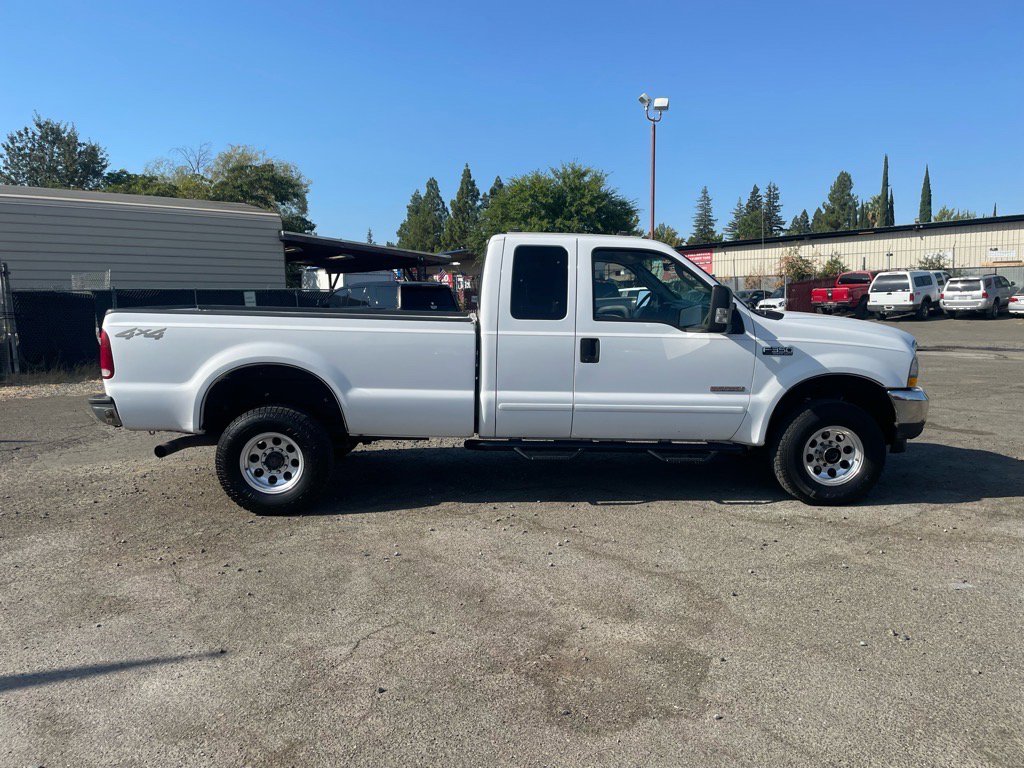 Used 2004 Ford F350 XLT image 6