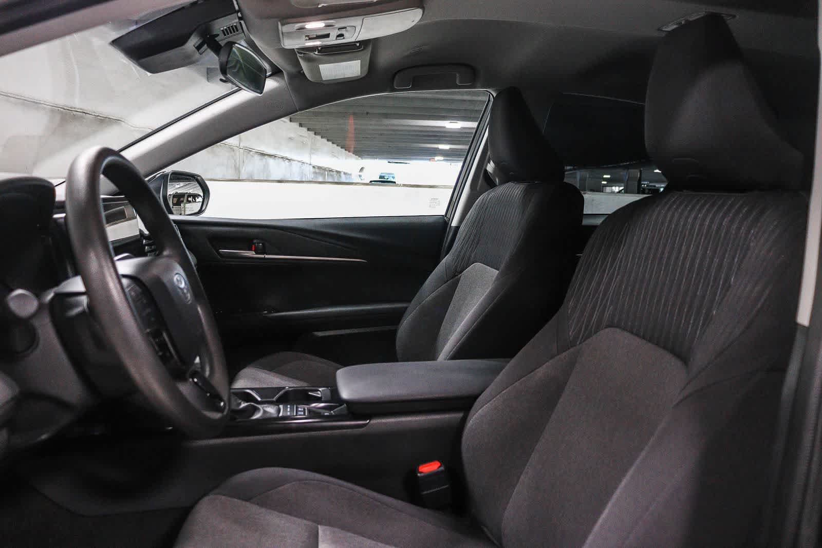 Used 2025 Toyota Camry LE FWD image 16